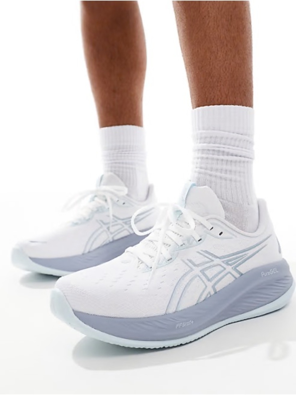 NWOT ASICS Men’s Gel-Cumulus 26 Sneakers 'White Grey Blue. Size 12 (wide)